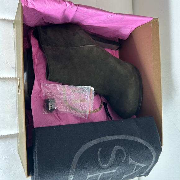 ASH Italian Chloe Dark Suede Heeled Boots - Picture 12 of 15